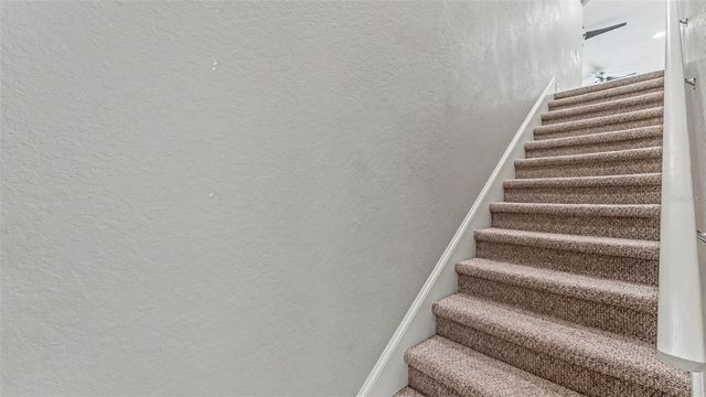 2873 KINSLEY DRIVE, Lakeland, FL 33812