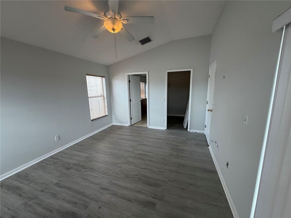 Image 7 of property listing at 8101 WATER TOWER DRIVE, Tampa, FL 33619