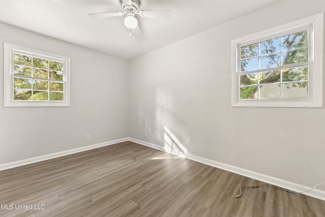 11 Fleetwood Place, Ocean Springs, MS 39564