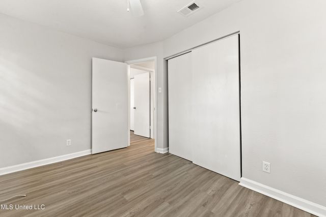 11 Fleetwood Place, Ocean Springs, MS 39564