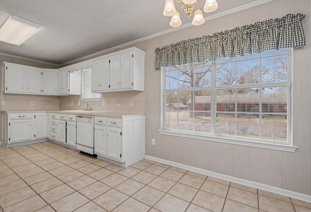 1 Forest Hills Lane, Little Rock, AR 72210