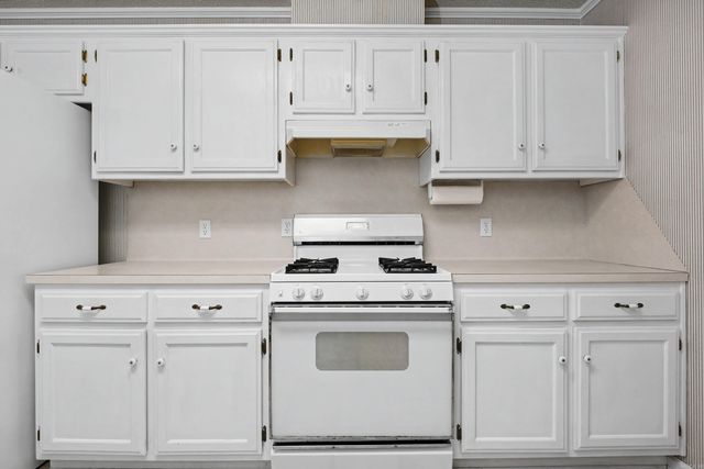 1 Forest Hills Lane, Little Rock, AR 72210