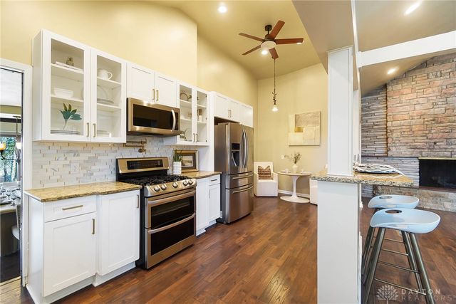 450 Ridgewood Avenue, Oakwood, OH 45409