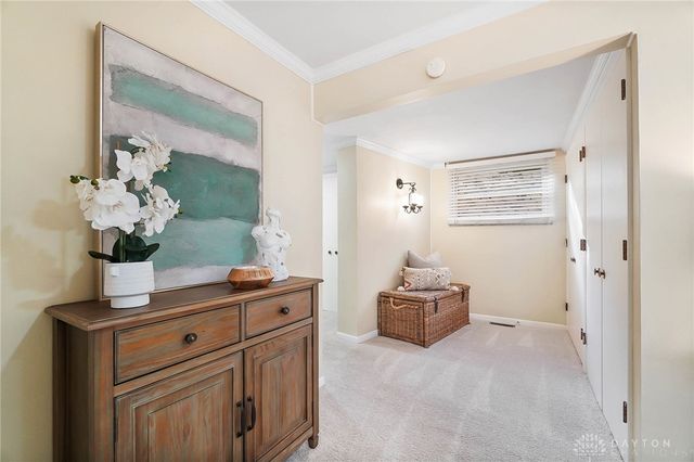 450 Ridgewood Avenue, Oakwood, OH 45409
