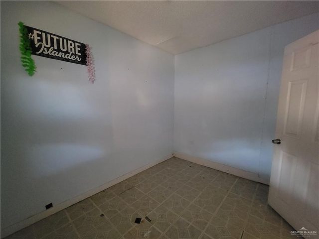 1451 S Vermont Avenue, Mercedes, TX 78570