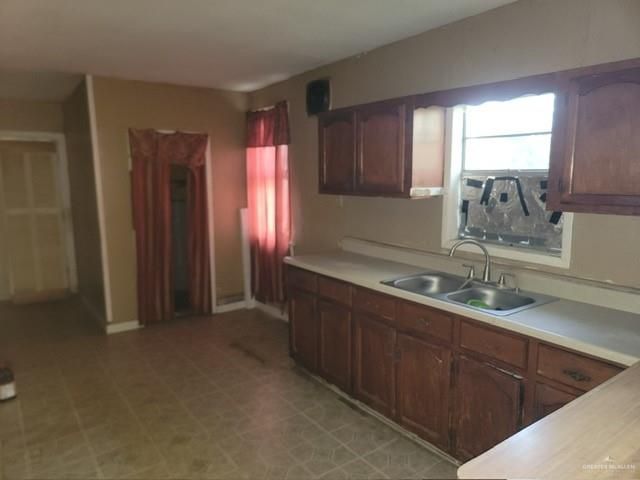 1451 S Vermont Avenue, Mercedes, TX 78570