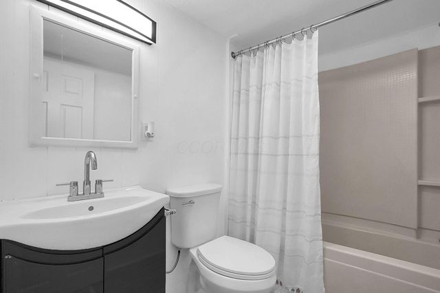 2661 Main Street, Powell, OH 43065