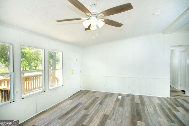 393 Tucker Road, Lizella, GA 31052