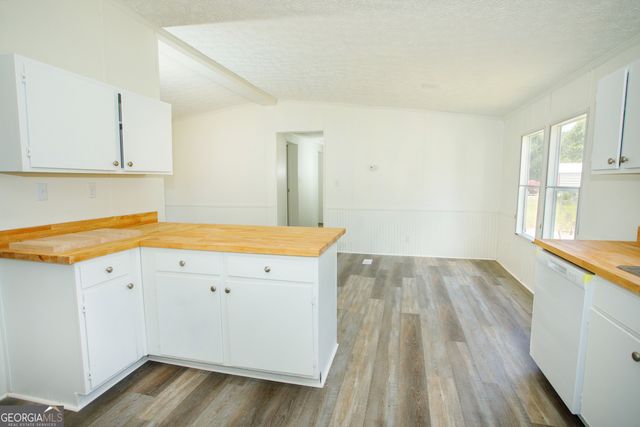 393 Tucker Road, Lizella, GA 31052