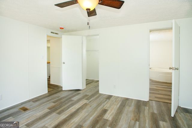 393 Tucker Road, Lizella, GA 31052