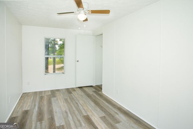 393 Tucker Road, Lizella, GA 31052