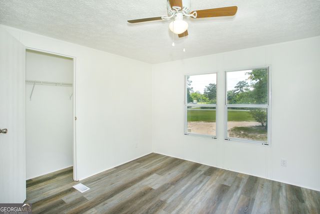 393 Tucker Road, Lizella, GA 31052