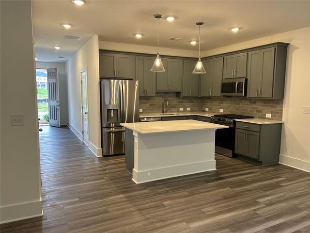 1708 Gunnin Trace NW, Atlanta, GA 30318