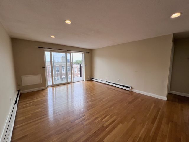 36 Bellvista Rd 45, Boston, MA 02135