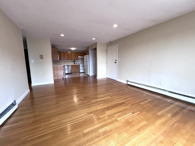 36 Bellvista Rd 45, Boston, MA 02135