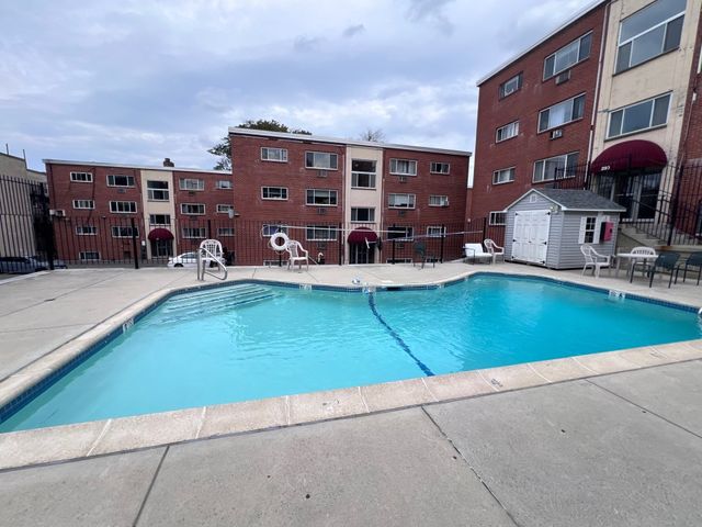 36 Bellvista Rd 45, Boston, MA 02135