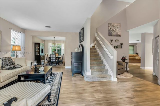 863 Vanda Ter, Weston, FL 33327