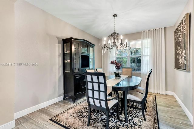 863 Vanda Ter, Weston, FL 33327