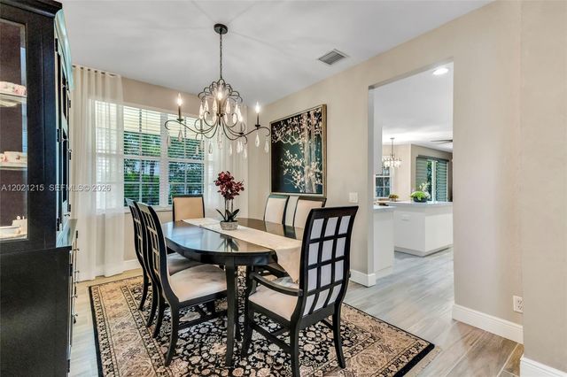 863 Vanda Ter, Weston, FL 33327