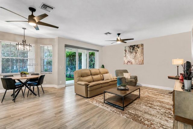 863 Vanda Ter, Weston, FL 33327