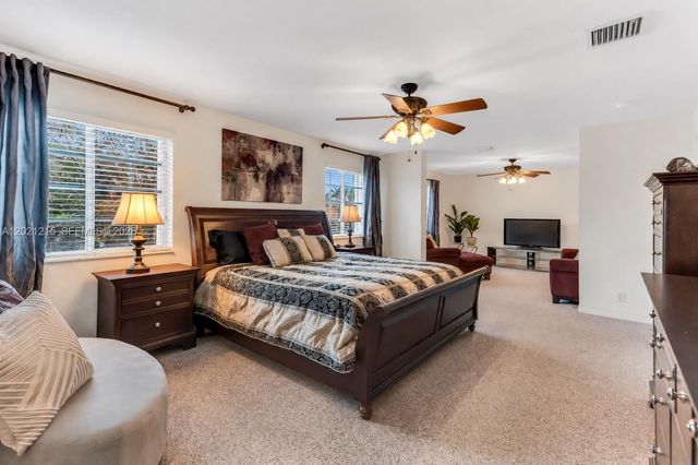 863 Vanda Ter, Weston, FL 33327