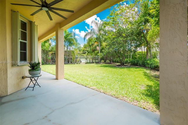 863 Vanda Ter, Weston, FL 33327