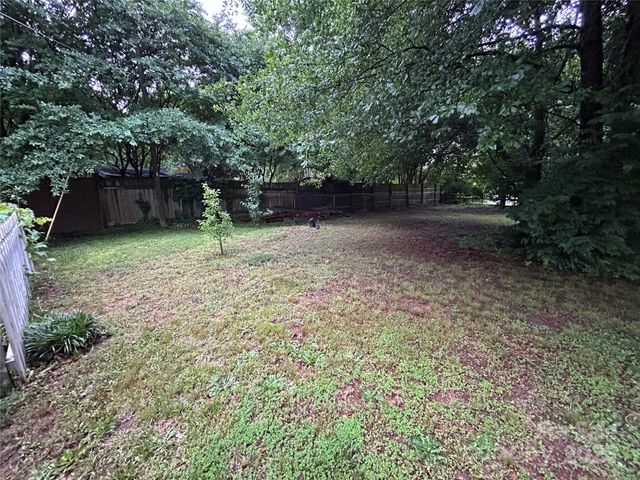 2009 Hickory Grove Road, Gastonia, NC 28056