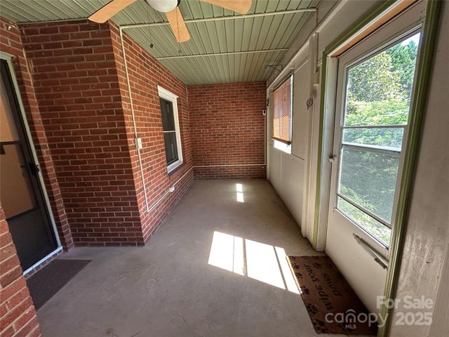 2009 Hickory Grove Road, Gastonia, NC 28056