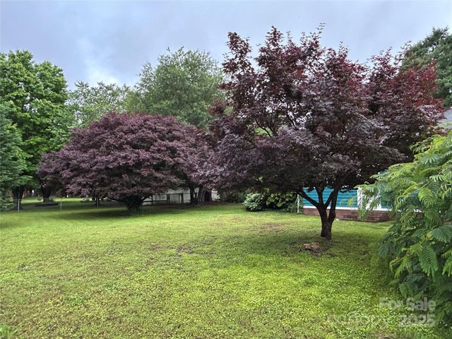 2009 Hickory Grove Road, Gastonia, NC 28056
