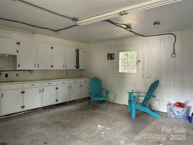 2009 Hickory Grove Road, Gastonia, NC 28056
