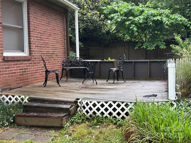 2009 Hickory Grove Road, Gastonia, NC 28056