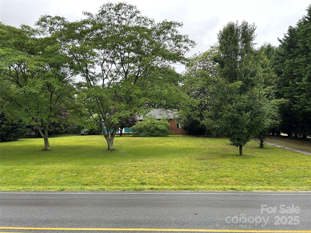 2009 Hickory Grove Road, Gastonia, NC 28056