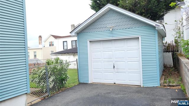 29 Magnolia Avenue, Kearny, NJ 07032