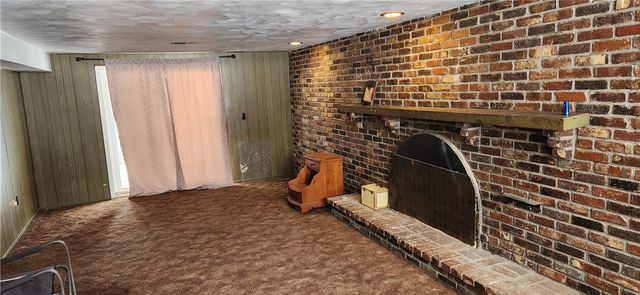 601 Route 136, Madison Boro, PA 15663