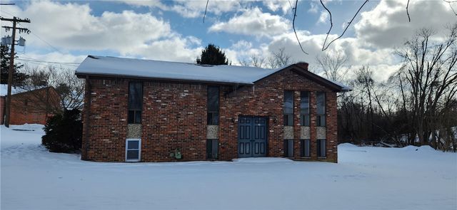 601 Route 136, Madison Boro, PA 15663