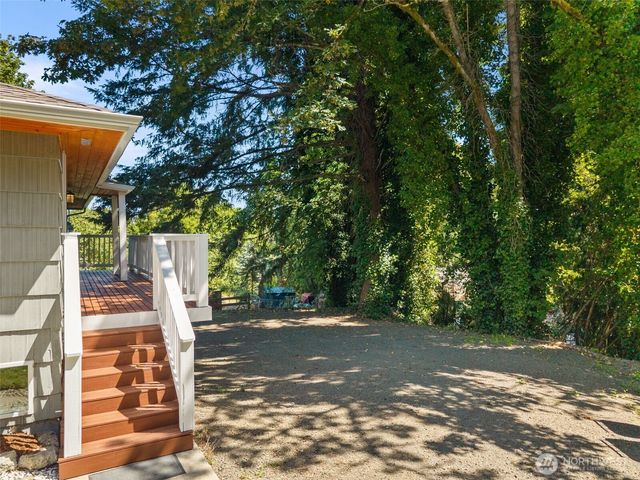 407 Seattle Avenue, Port Orchard, WA 98366