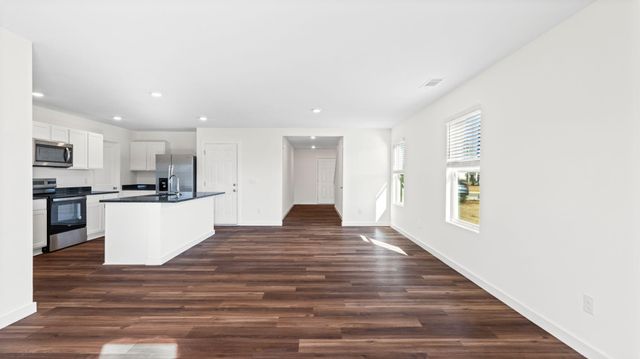 130 Evergreen Circle, Rossville, GA 30741