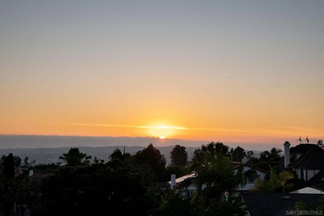 2767 Vista Del Oro, Carlsbad, CA 92009