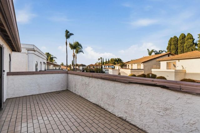 2767 Vista Del Oro, Carlsbad, CA 92009