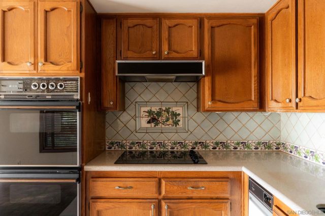 2767 Vista Del Oro, Carlsbad, CA 92009