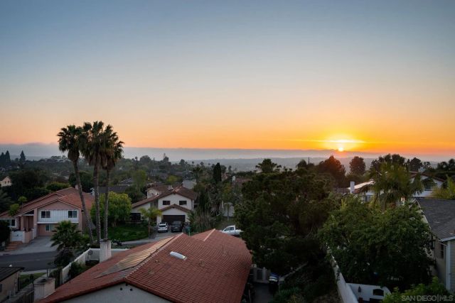 2767 Vista Del Oro, Carlsbad, CA 92009