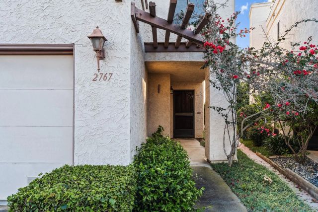 2767 Vista Del Oro, Carlsbad, CA 92009