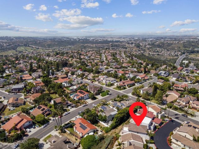 2767 Vista Del Oro, Carlsbad, CA 92009