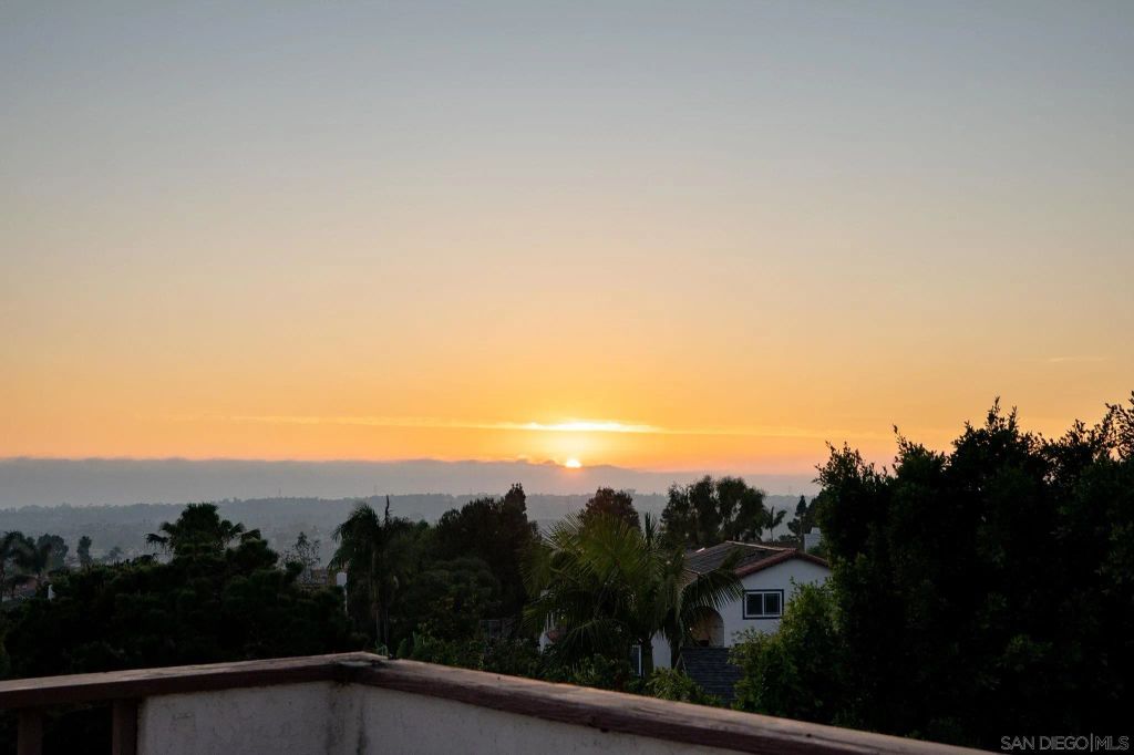 2767 Vista Del Oro, Carlsbad, CA 92009