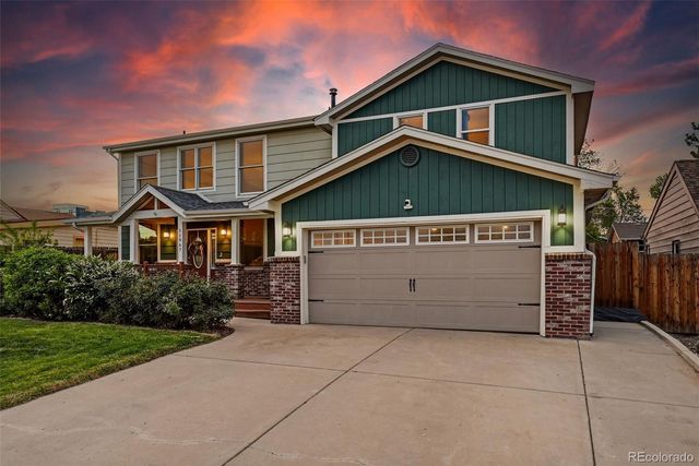 11967 W 14th Avenue, Lakewood, CO 80401