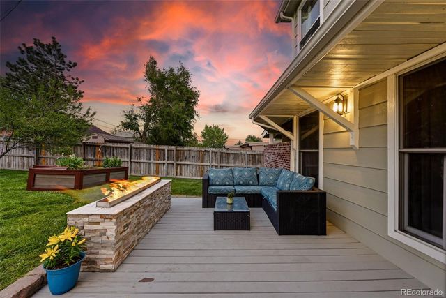 11967 W 14th Avenue, Lakewood, CO 80401