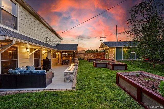 11967 W 14th Avenue, Lakewood, CO 80401