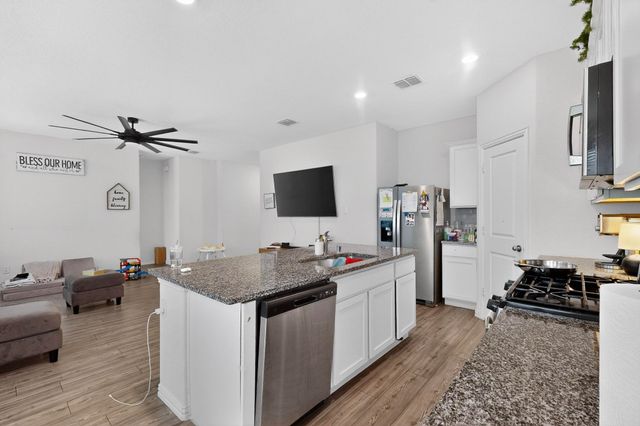 423 Pepperbark Avenue, Princeton, TX 75407