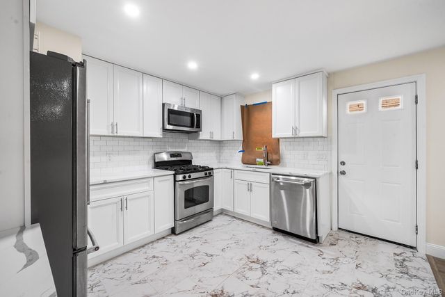 414 Beach 48th Street, Far Rockaway, NY 11691