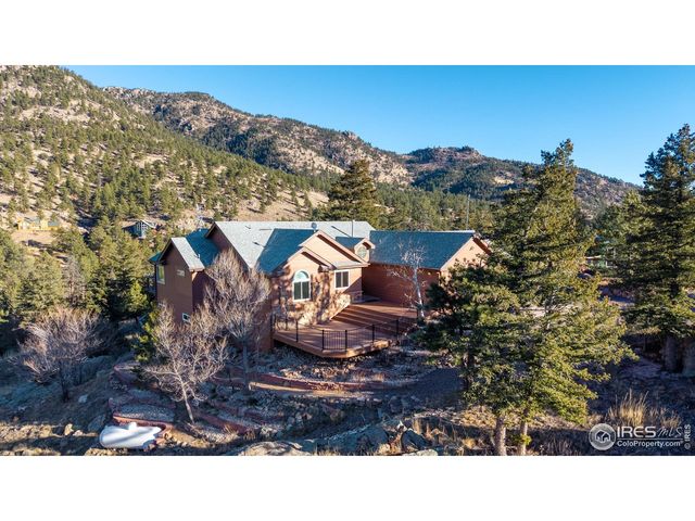 187 Wichita Rd, Lyons, CO 80540